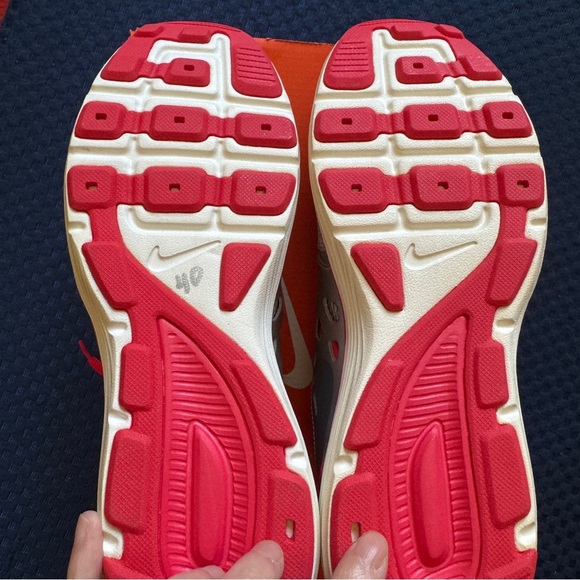 NWT Women NIKE DUAL FUSION LITE Size 6.5 - Picture 6 of 7